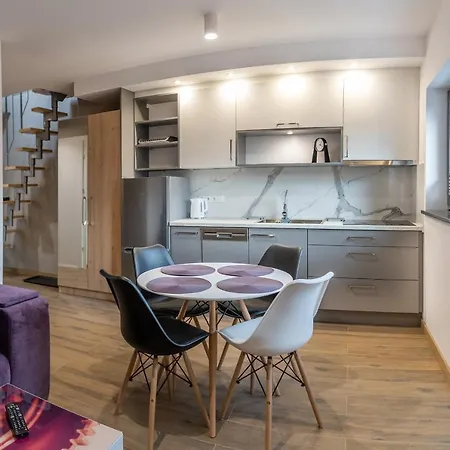 Apartment Tramontana *